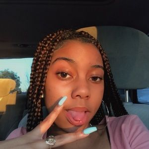 Meet your Posher, Tiffany